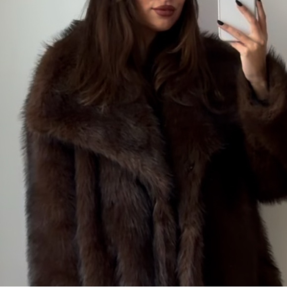 Luxurious Brown Fur Shawl